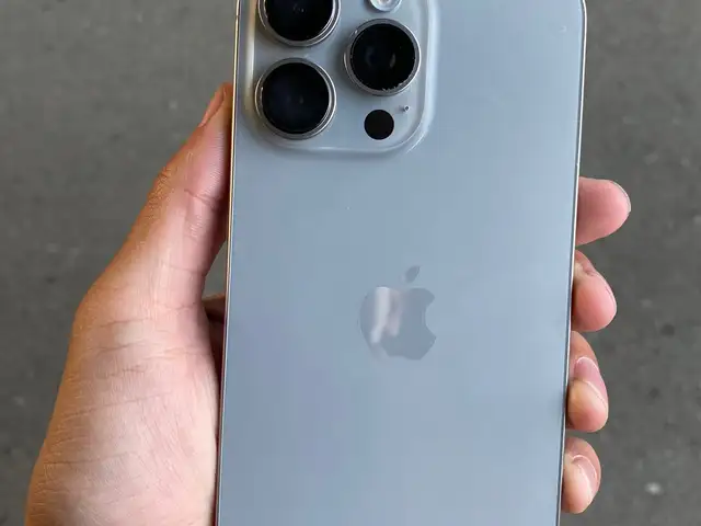 Apple iPhone 15 Pro Max, 256 gb, Natural Titanium, Душанбе