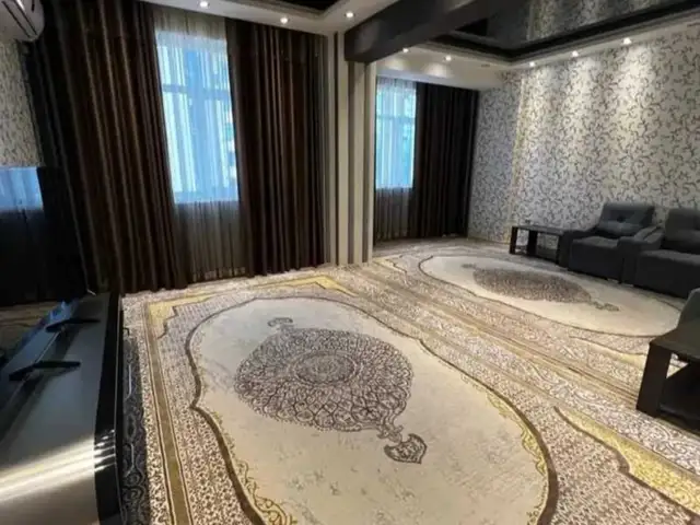 3-комн. квартира, 11 этаж, 120м², Дом печать, Душанбе