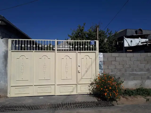 1 этажн. 4-комн. дом, 3 сотки, Сомомни, Душанбе