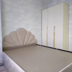 Двуспальная кровать, Душанбе