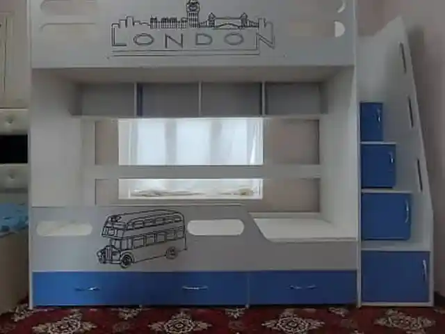 Двухъярусная кровать, Душанбе