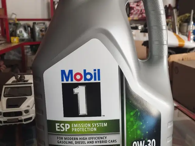 Моторное масло для Lixiang L6/L7/L9 Mobil 1 ESP X3 0W-30, Душанбе
