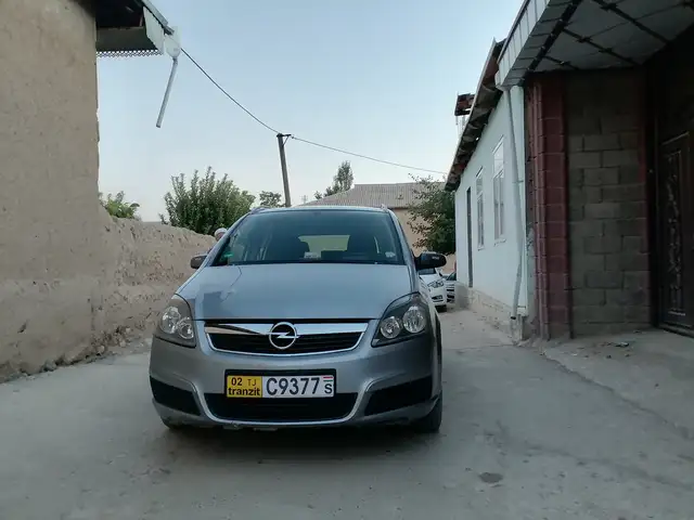 Opel Zafira