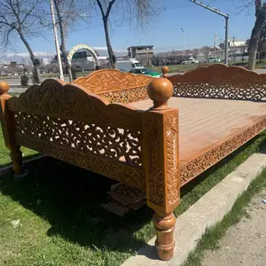 Тапчан, Душанбе