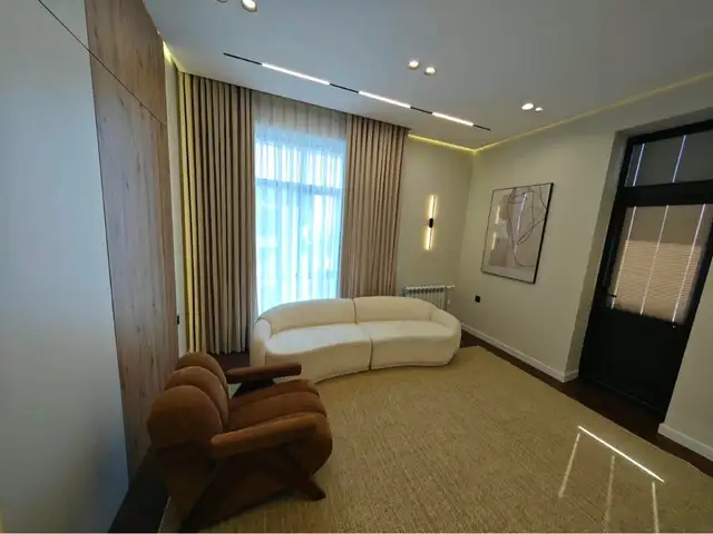 3-комн. квартира, 9 этаж, 106 м², 33 мкр , Душанбе - 6