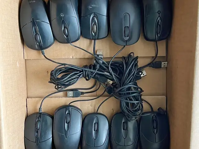 Мышки Genius USB, Душанбе