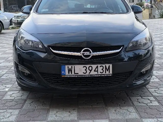 Opel Astra J