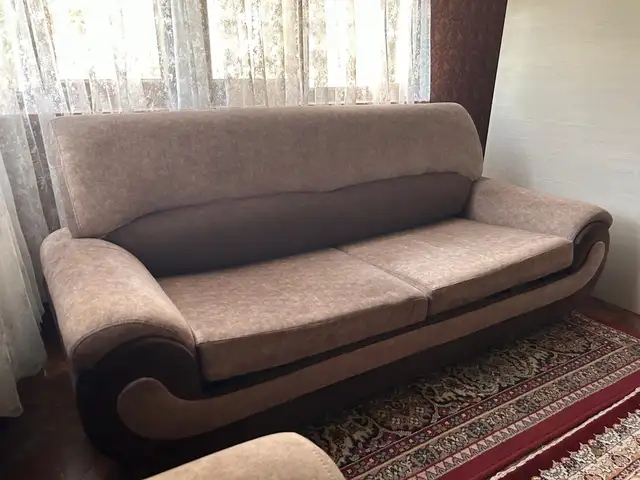 Диван бо ду кресло, Душанбе