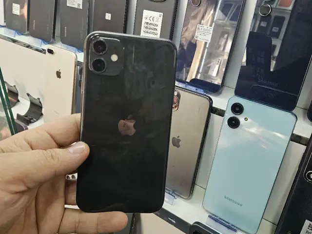 Apple iPhone 11, 128 gb, Black, Бохтар (Курган-Тюбе)