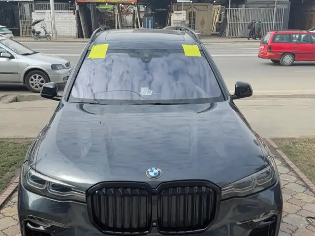 Фиолетовое стекло для BMW X7, Душанбе