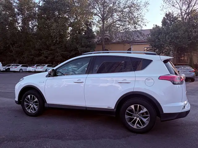 Toyota RAV 4, 2017, Душанбе - 7
