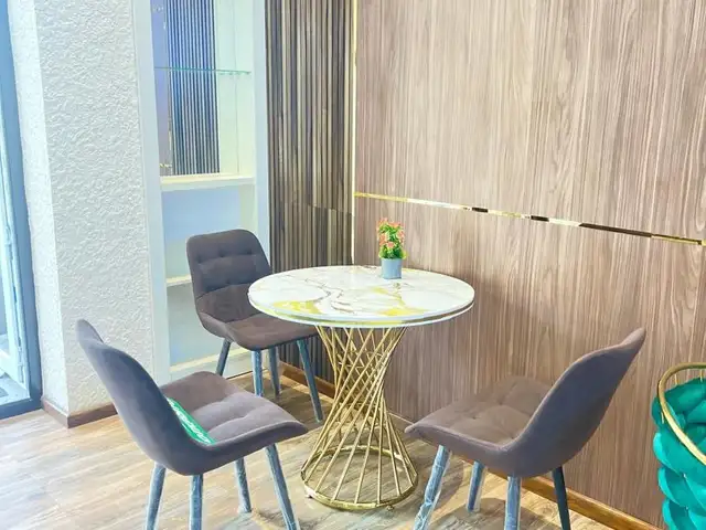 Стол и стулья, Душанбе