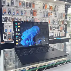 Ноутбук Microsoft Surface, Хуҷанд