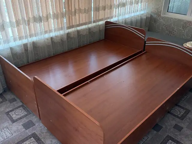Мебель детский и парта комплект, Конибодом