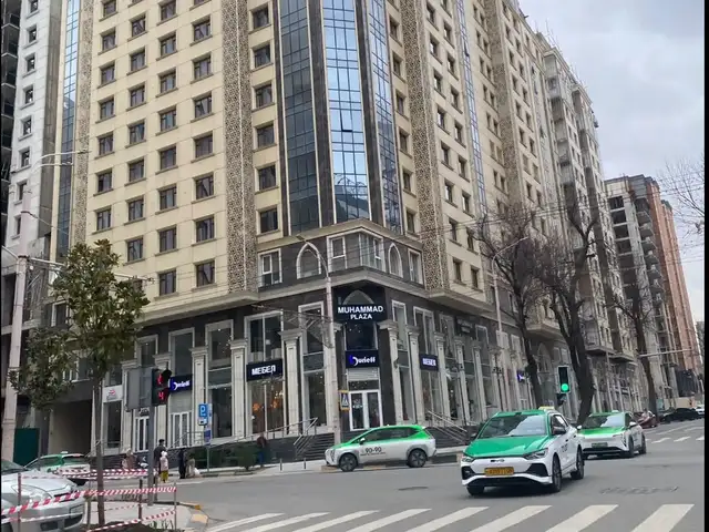 2-комн. квартира, 10 этаж, 48м², сомони, Душанбе