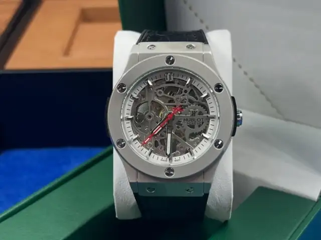 Часы Hublot, Душанбе
