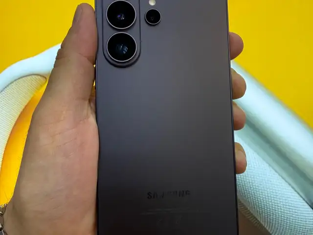 Samsung Galaxy S26 Ultra, Душанбе