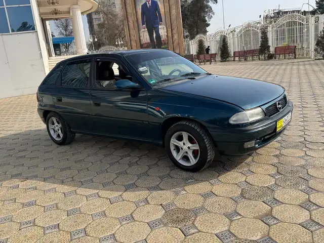 Opel Astra F