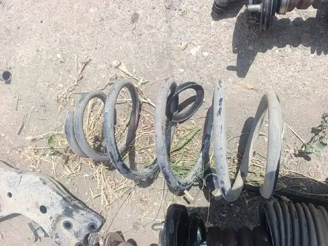 Пружины передние на Toyota, Худжанд