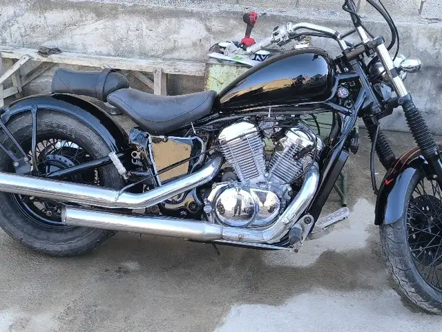 Мотоцикл Honda Steed, Бободжон Гафуров