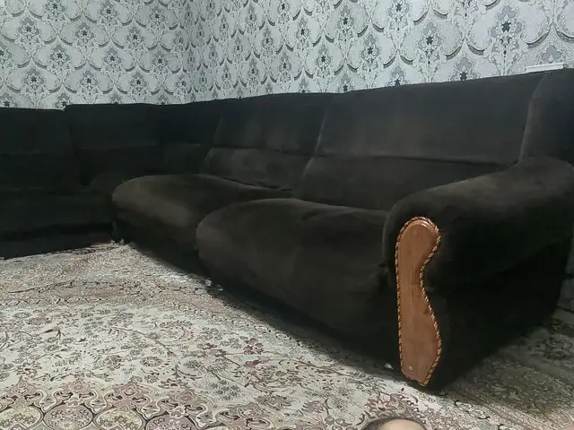 Диван, Гулистон (Кайраккум)