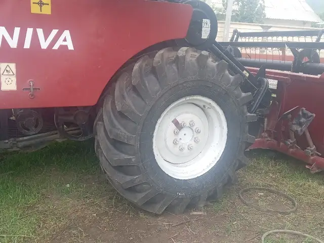 Комбайн, Фархор