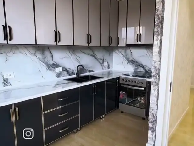 3-комн. квартира, 8 этаж, 77 м², 9-мкр, Турсунзаде