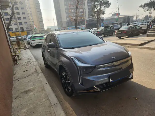 Hozon Neta U, Душанбе