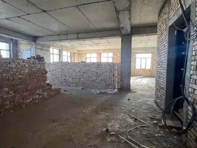 3-комн. квартира, 13 этаж, 115 м², И.Сомони, Душанбе