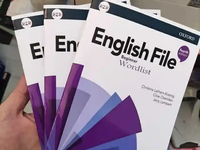 Книги English file Beginner, Душанбе