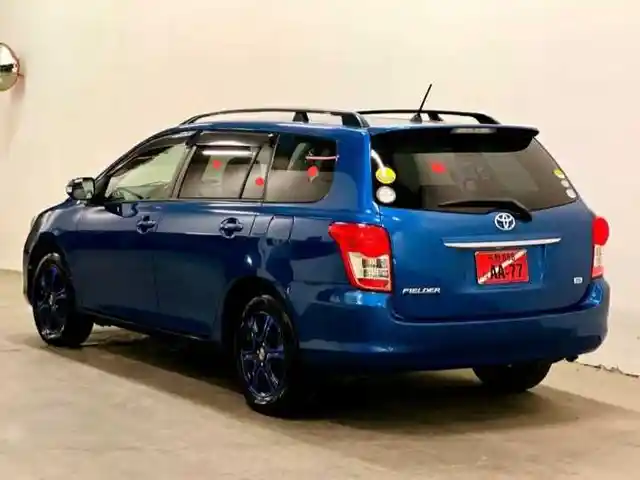 Задние не тонирование стекла на Toyota Fielder, Душанбе