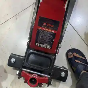 Домкрат, Душанбе