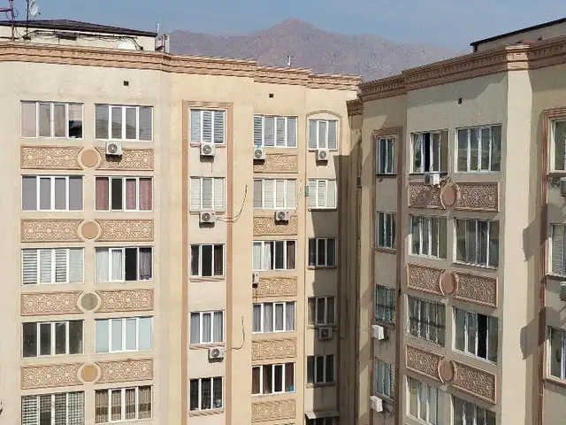 3-комн. квартира, 9 этаж, 85 м², 18 мкр, Худжанд