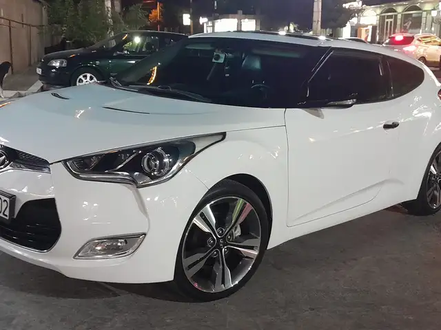Hyundai Veloster