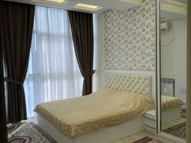 2-комн. квартира, 12 этаж, 68м², Ашан, Душанбе