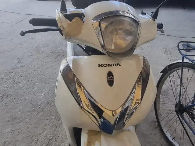 Скутер Honda, Худжанд