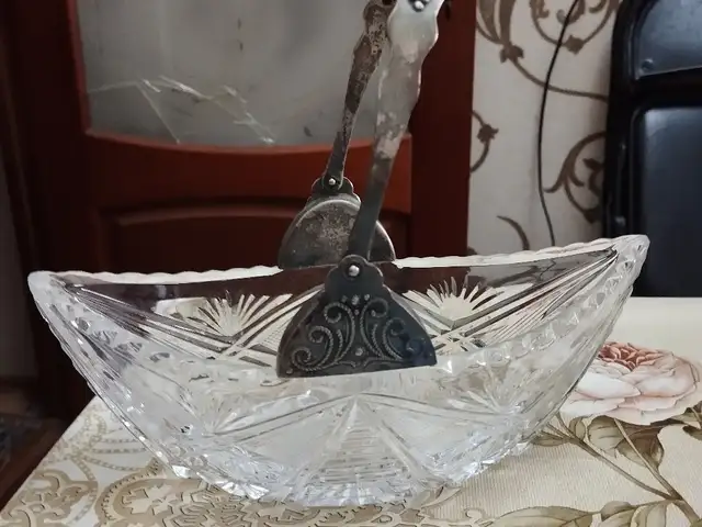 Хрустальная ваза с мельхиора, Душанбе