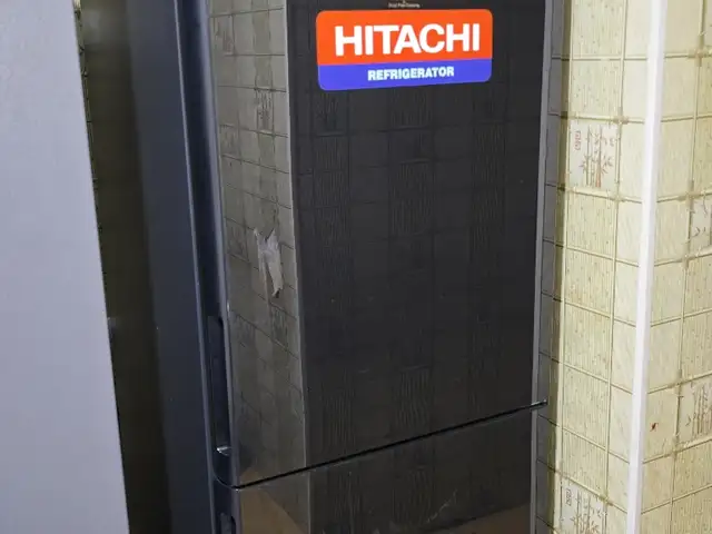 Холодильник Hitachi, Худжанд