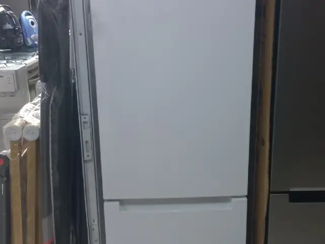 Холодильник Indesit, Душанбе