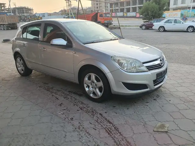 Opel Astra H