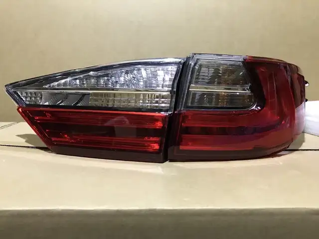 Задние стоп фары на Lexus ES 300/350 2013-2018, Душанбе
