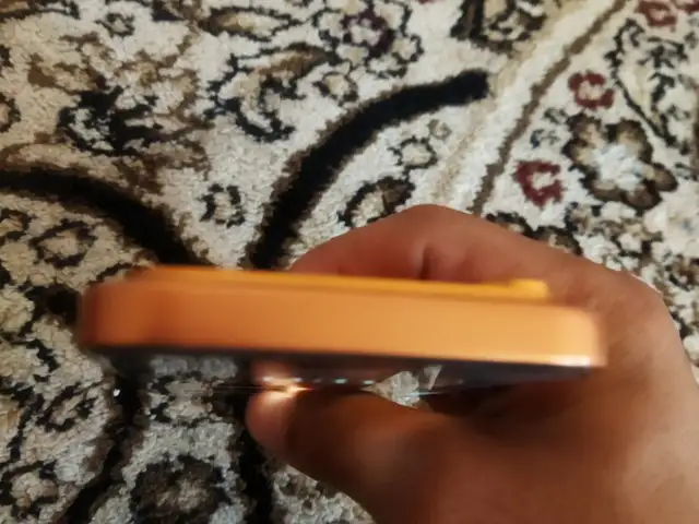 Apple iPhone 17 Pro Max, 1 tb, Cosmic Orange дубликат, Худжанд