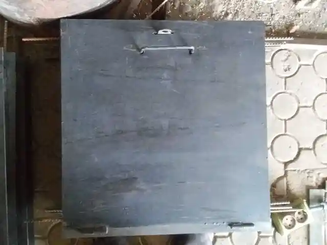 Крышка люк, Канибадам