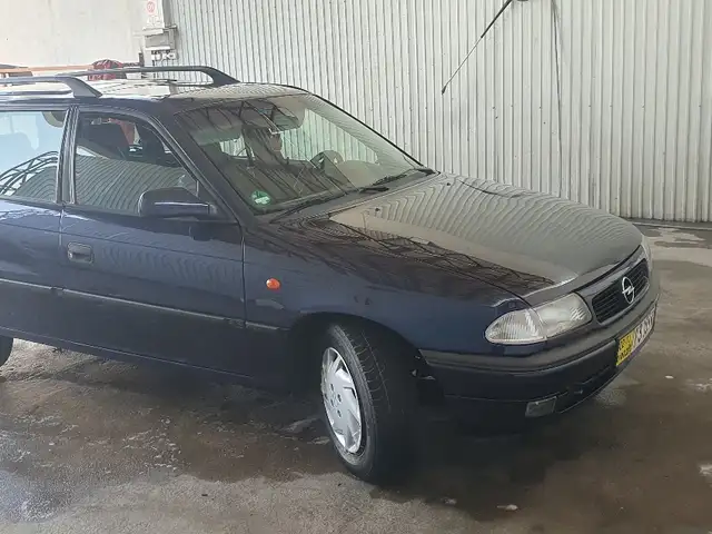 Opel Astra F