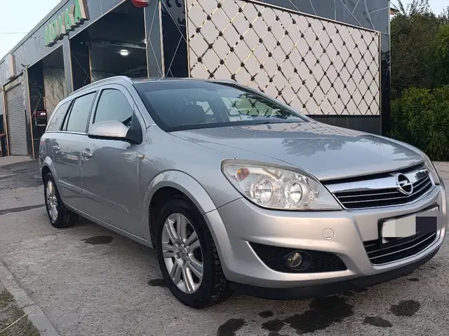 Opel Astra H