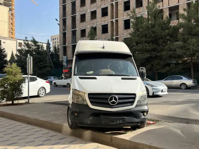 Фургон Mercedes-Benz Sprinter, 2008, Ваҳдат