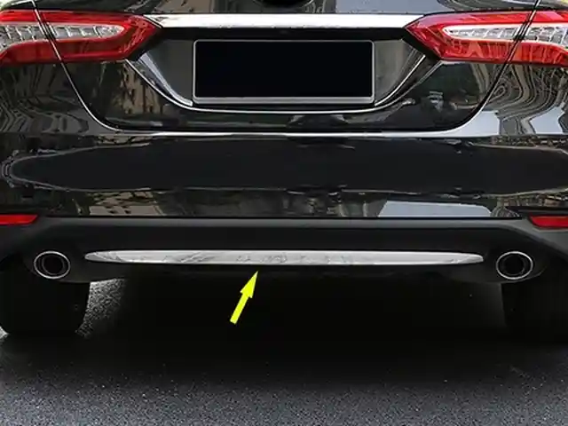 Хром заднего бампера на Toyota Camry 6, Душанбе