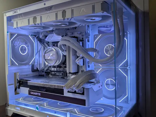 Игровая сборка RTX3080, 32GB DDR5, Душанбе