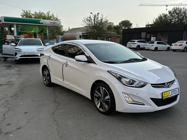 Hyundai Avante, 2015, Душанбе - 6