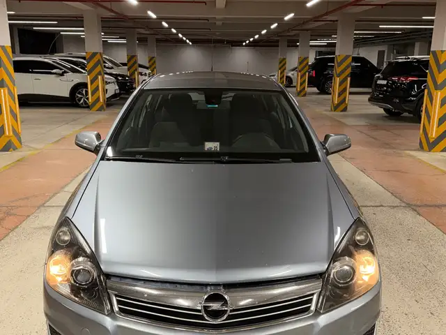 Opel Astra H